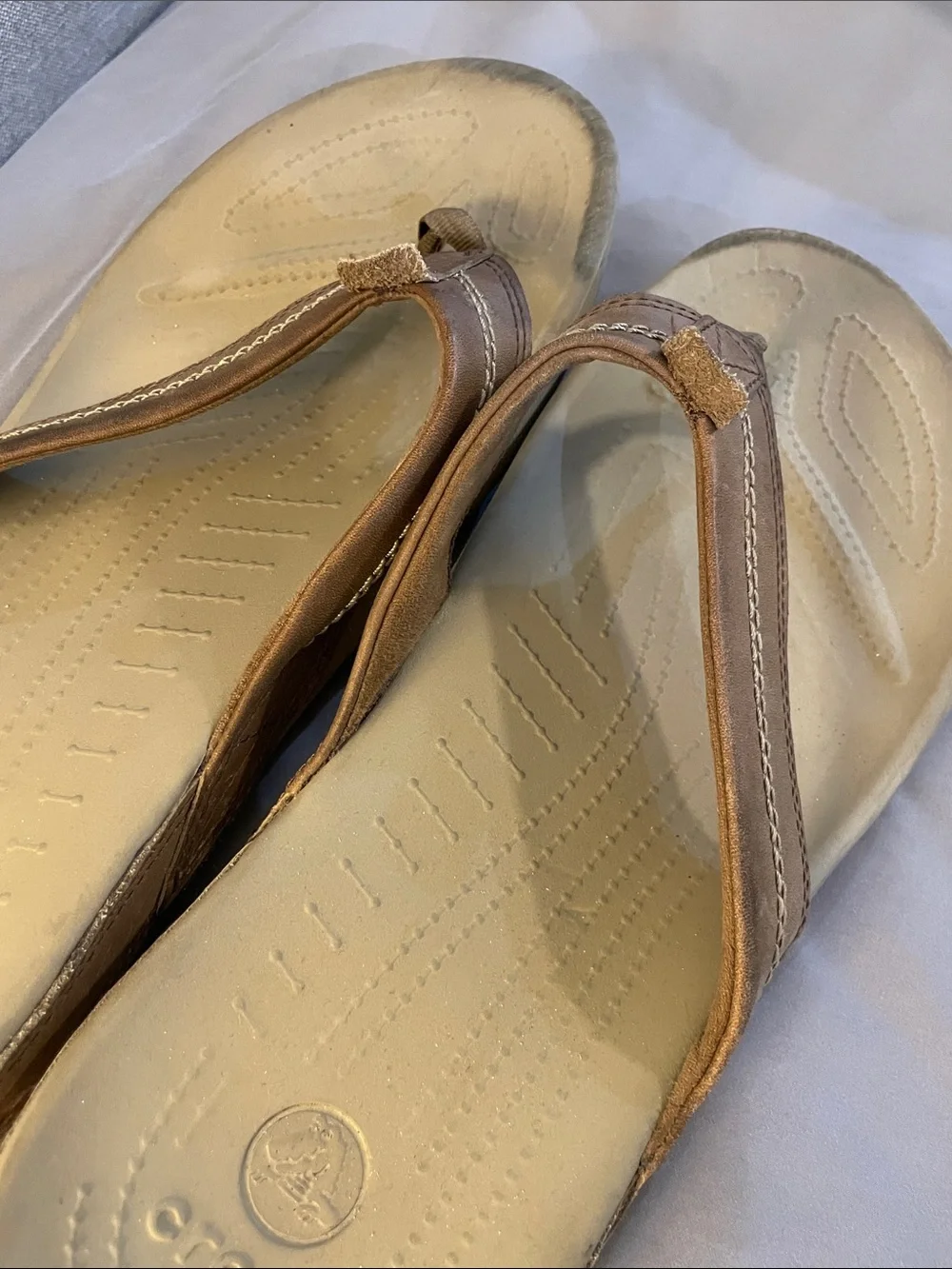 Croc flip flops Men’s size 12